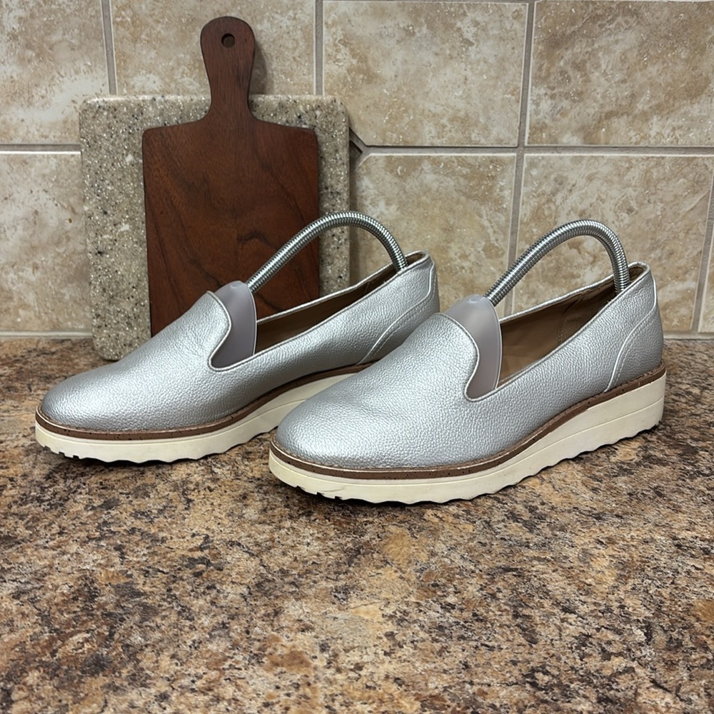 Call It Spring Vegan Silver Wedge Slip On Loafers Size 10 - Picture 2 of 12